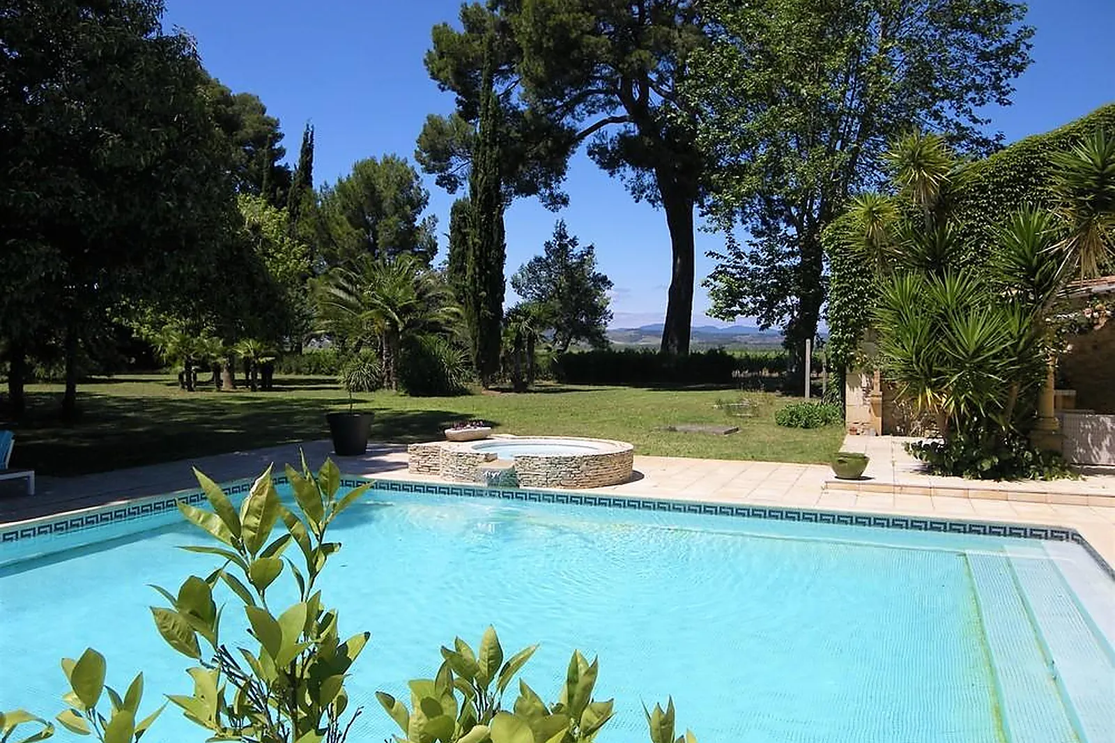 Lieux événementiels, LES CHARMES DE BAILLY