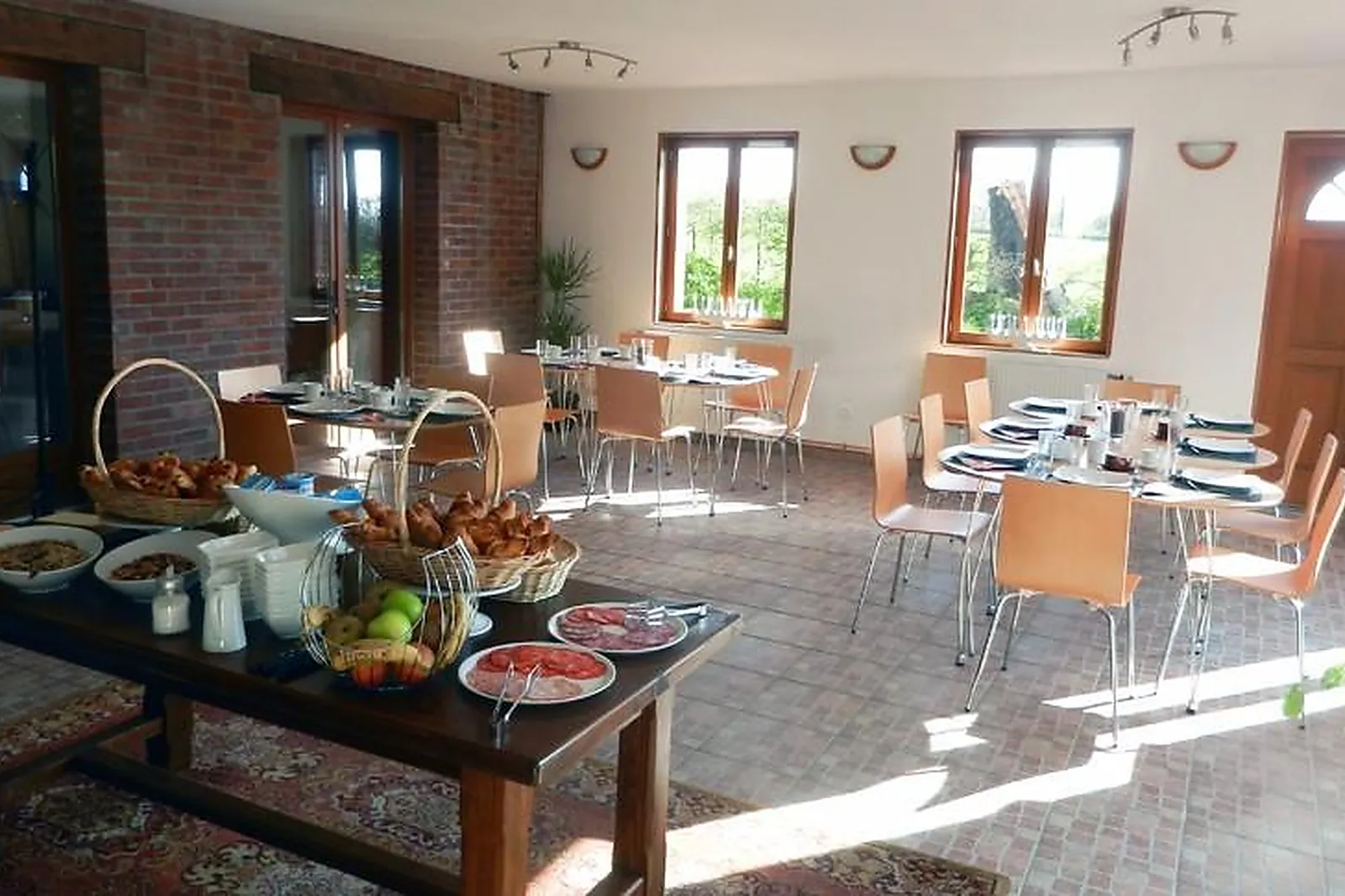 Lieux événementiels, LES CHARMILLES DE MORMAL