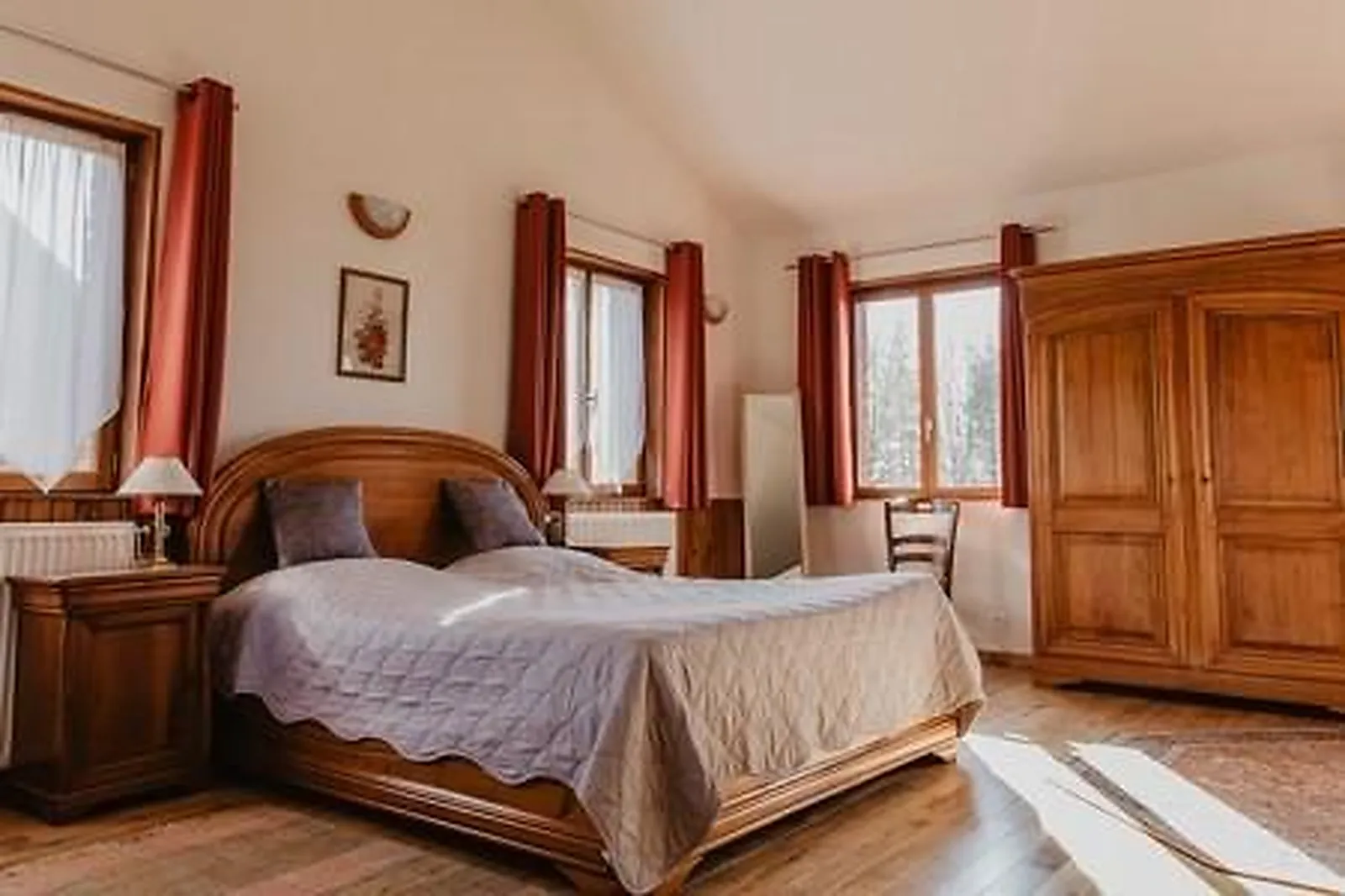 Lieux événementiels, LES CHARMILLES DE MORMAL