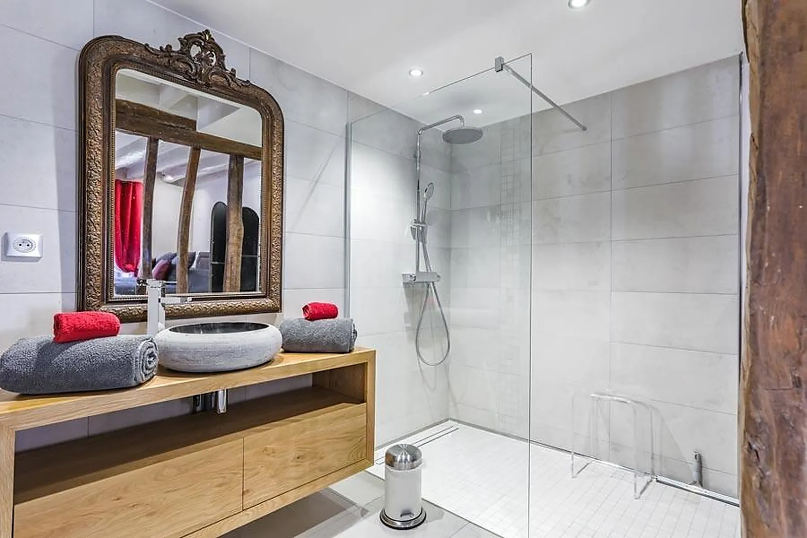 Lieux événementiels, LES CIMAISES DE JANVRY