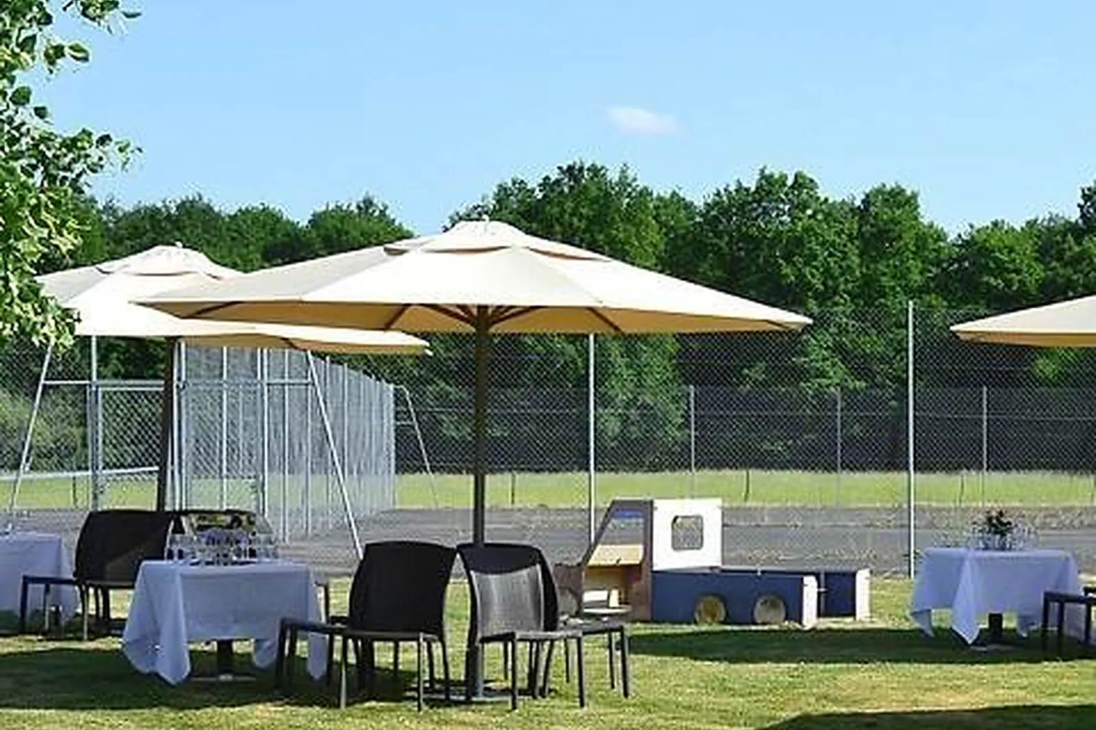 Lieux événementiels, LES CLOSEAUX