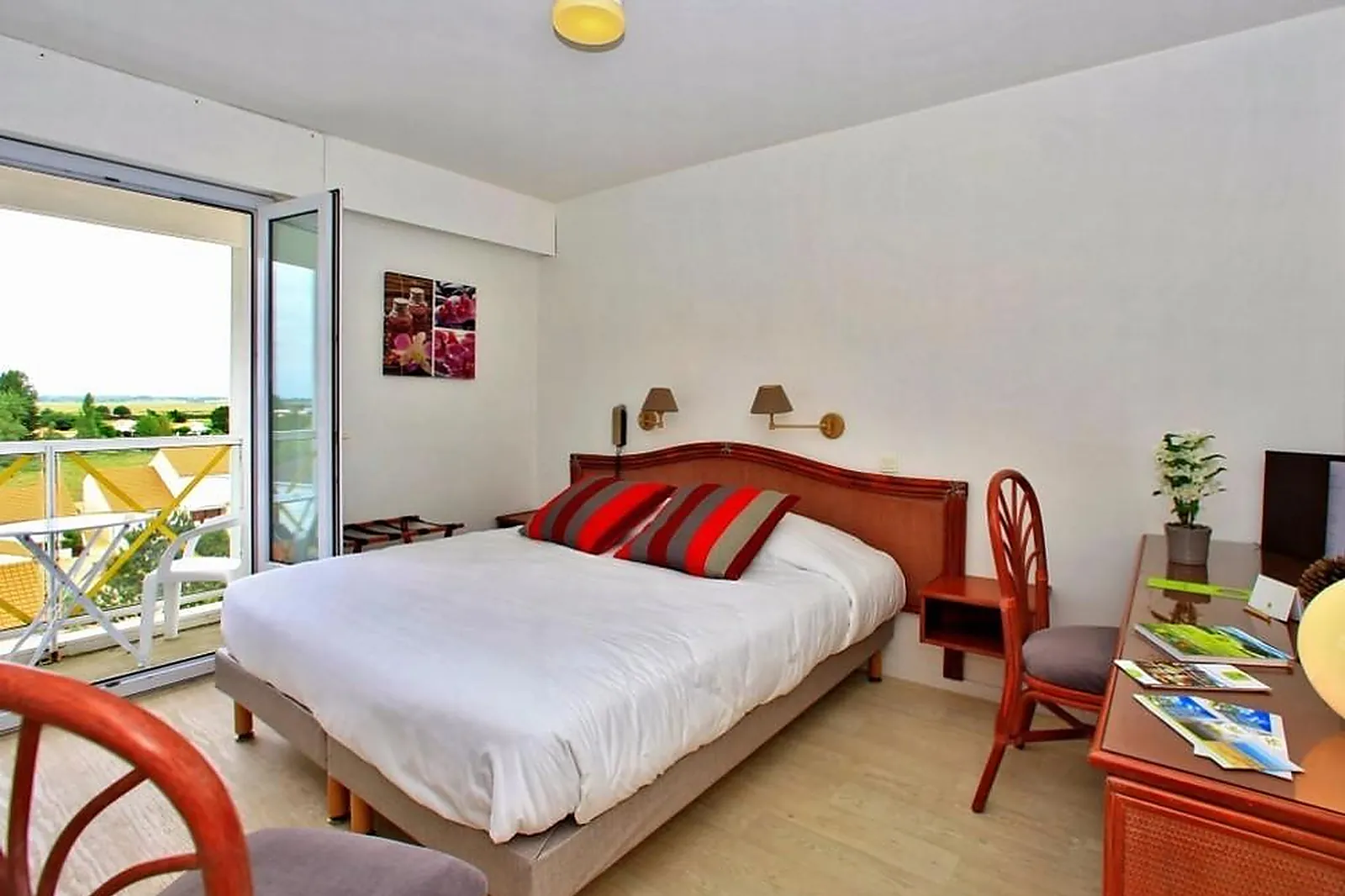 Lieux événementiels, LES COLS VERTS