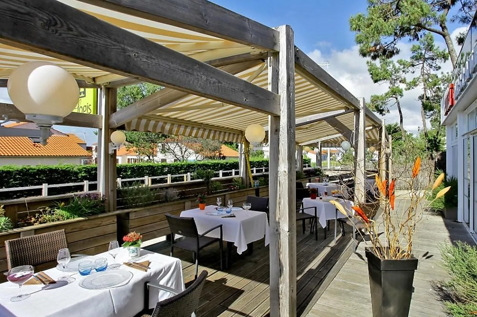 Lieux événementiels, LES COLS VERTS