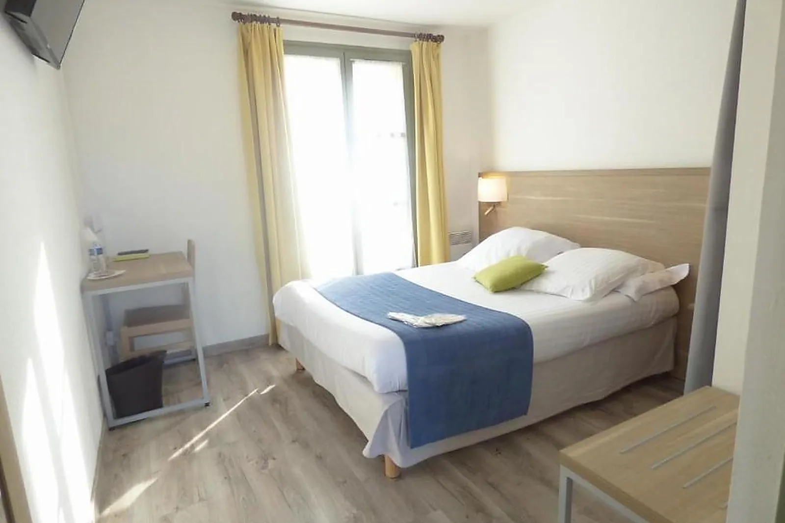 Lieux événementiels, LES COMTES DE PARDIAC