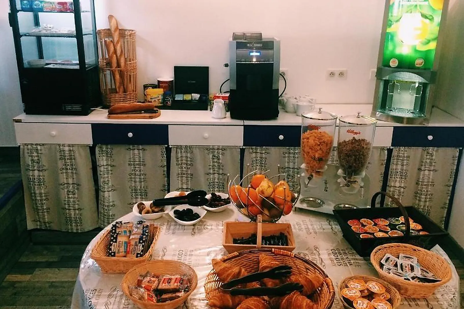 Lieux événementiels, LES COMTES DE PARDIAC