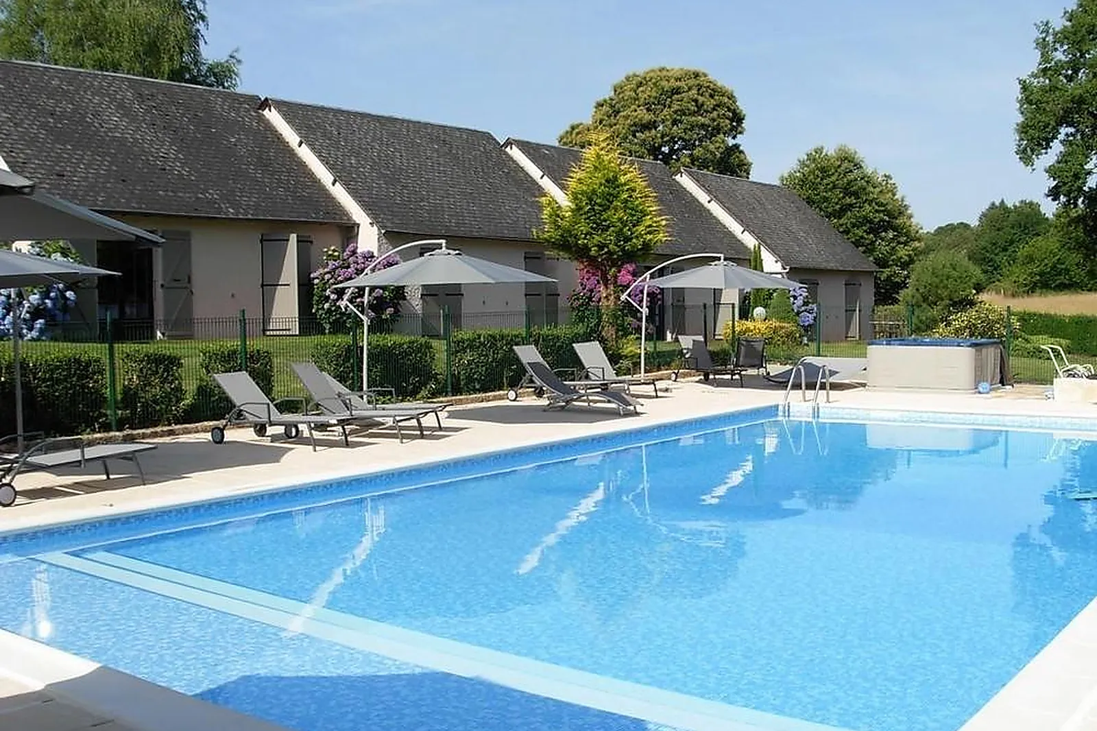 Lieux événementiels, LES COQUELICOTS