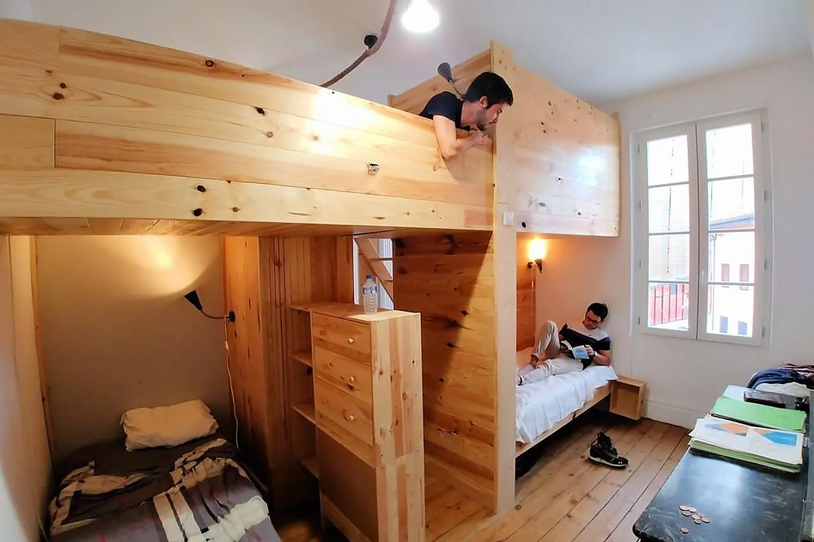 Lieux événementiels, LES CORDÉES LIÉES