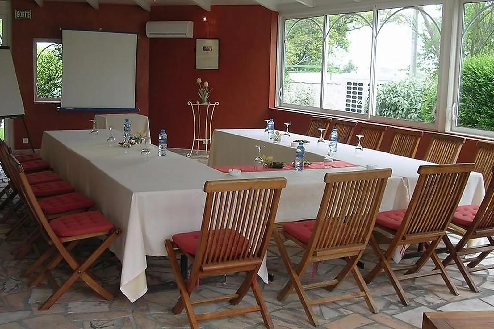 Lieux événementiels, LES CRIQUETS