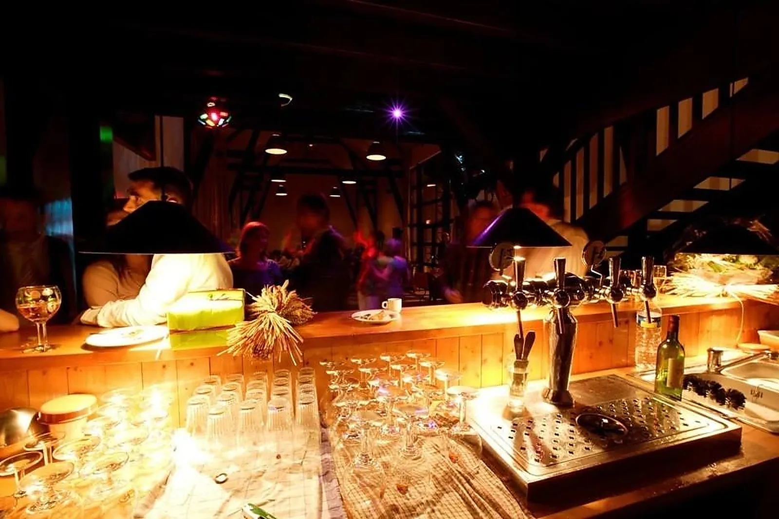 Lieux événementiels, LES DAMOISELLES