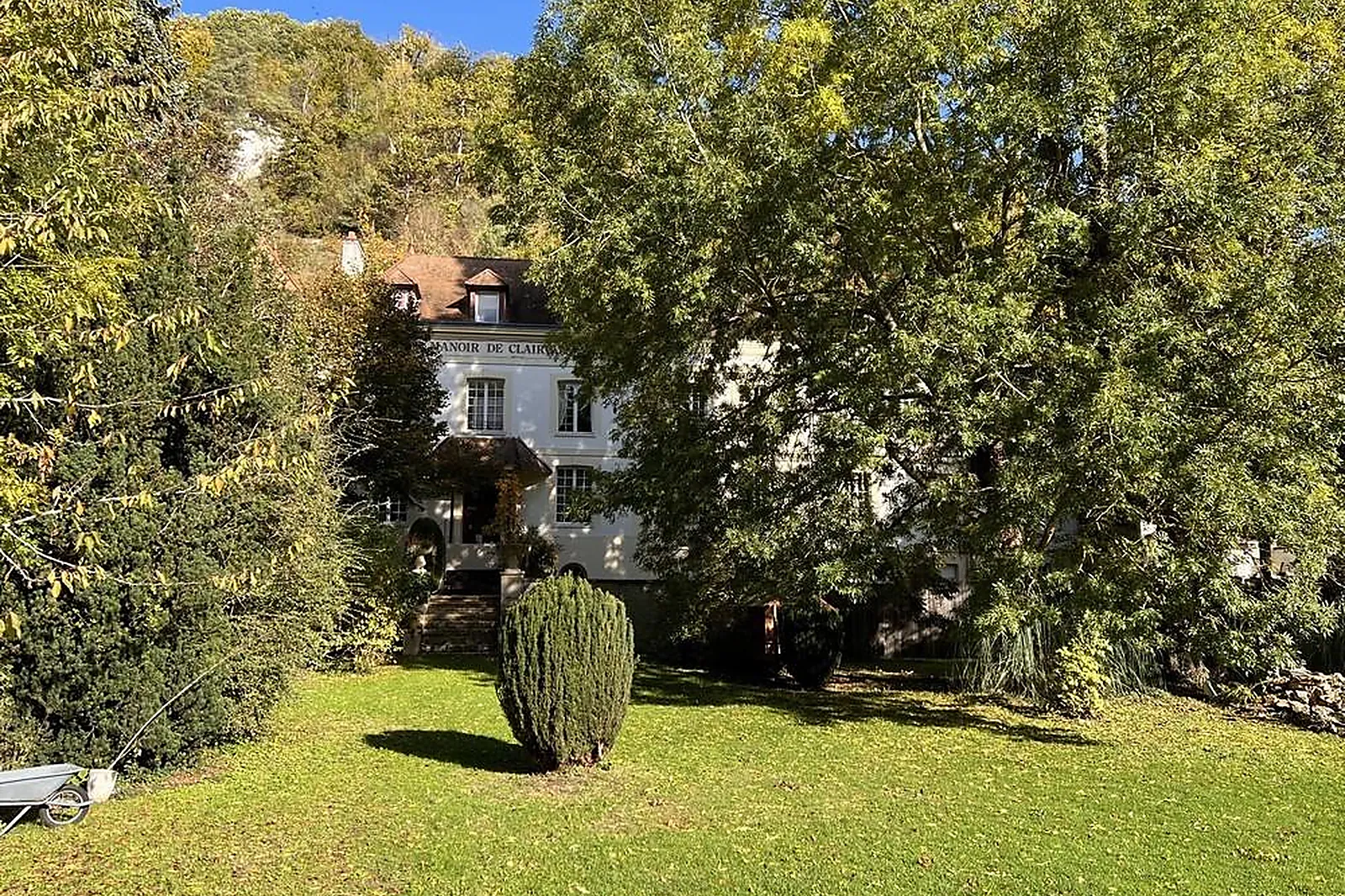 Lieux événementiels, LES DOMAINES DE GASTON