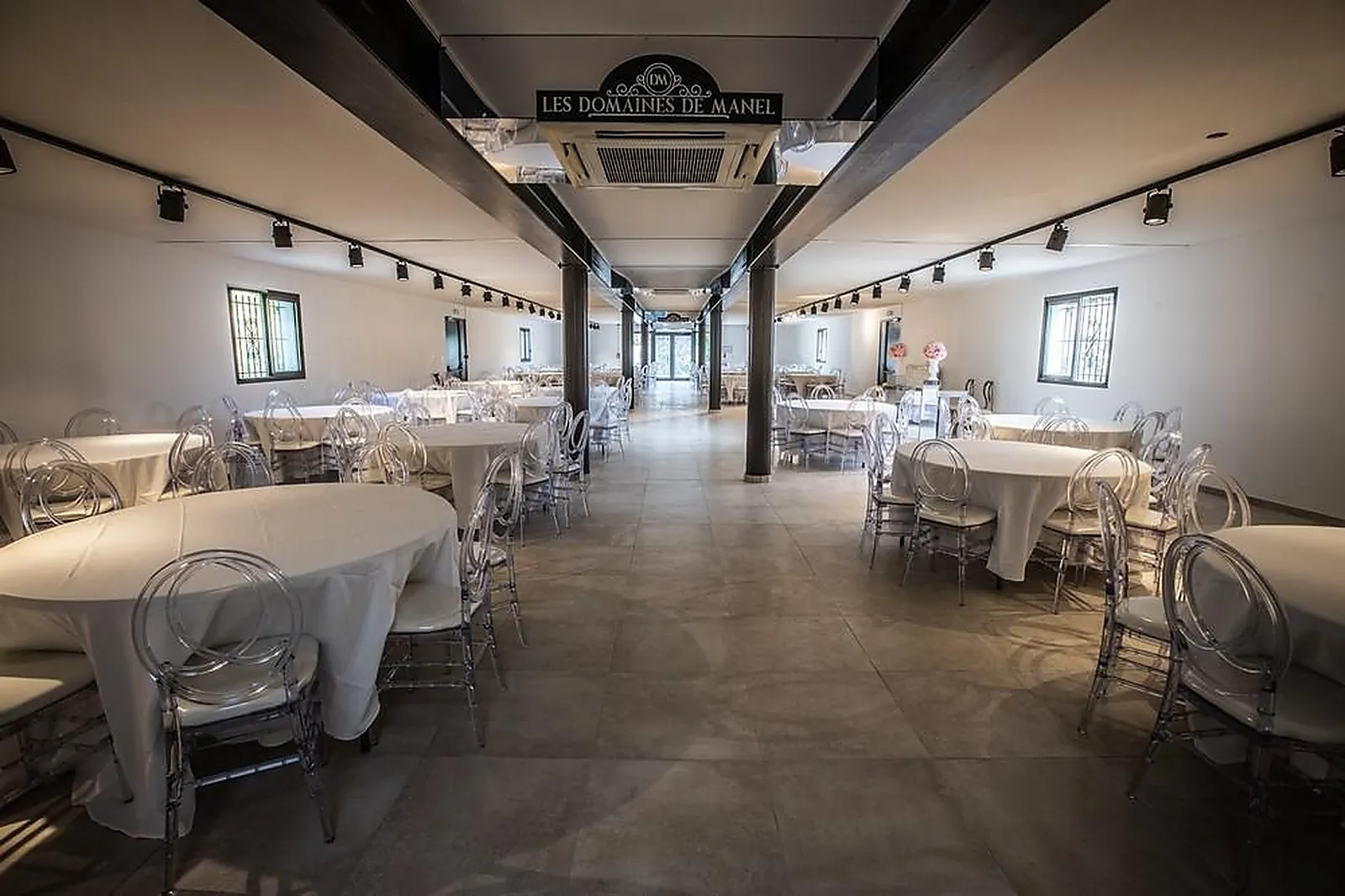 Lieux événementiels, LES DOMAINES DE MANEL