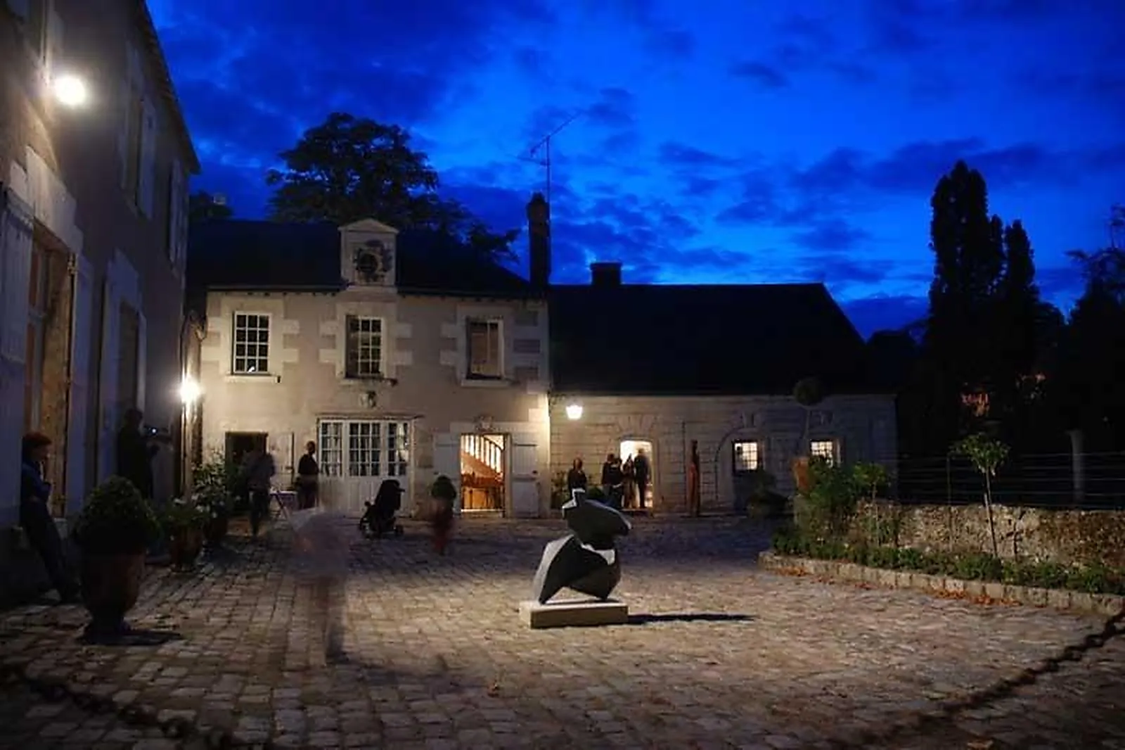 Lieux événementiels, LES DOUVES