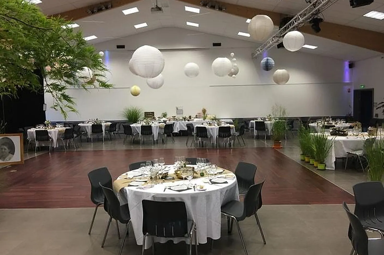 Lieux événementiels, LES EOLIENNES DE CROIX-FORT