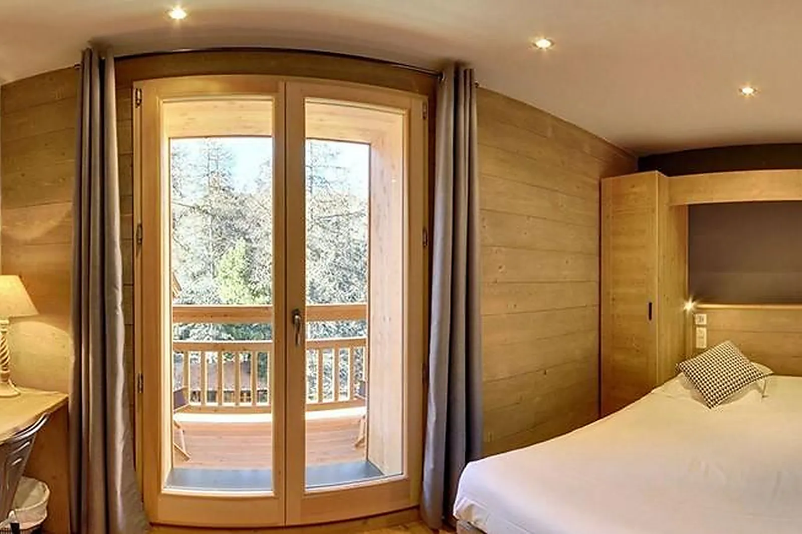 Lieux événementiels, LES ESCONDUS