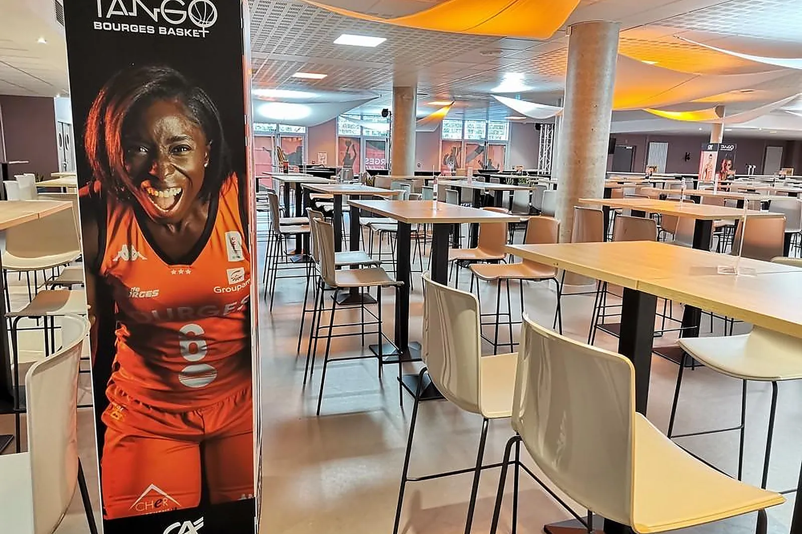 Lieux événementiels, LES ESPACES VIP DU PRADO