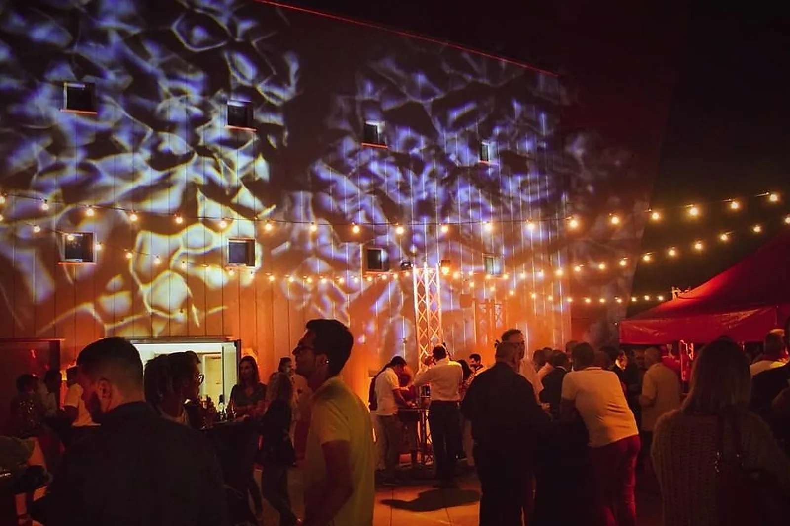 Lieux événementiels, LES ESPACES VIP DU PRADO