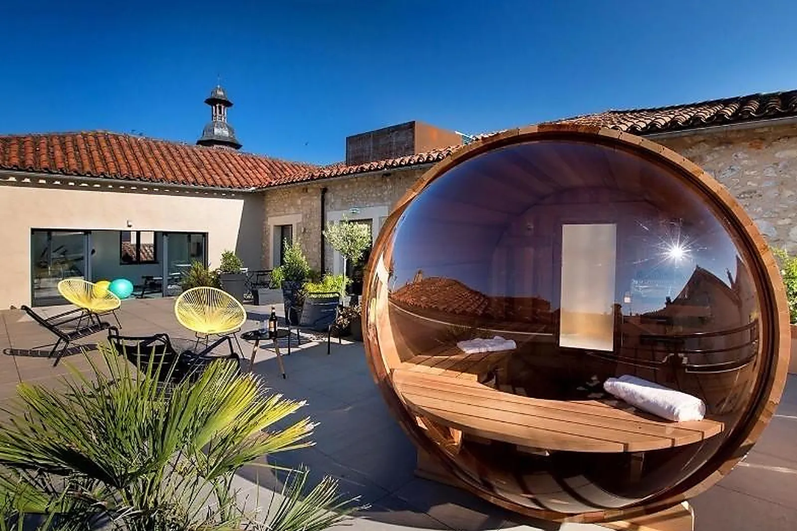 Lieux événementiels, LES FLEURINES