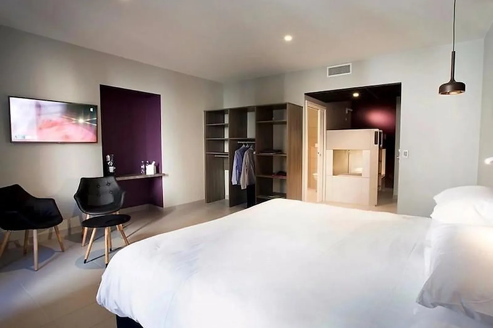 Lieux événementiels, LES FLEURINES