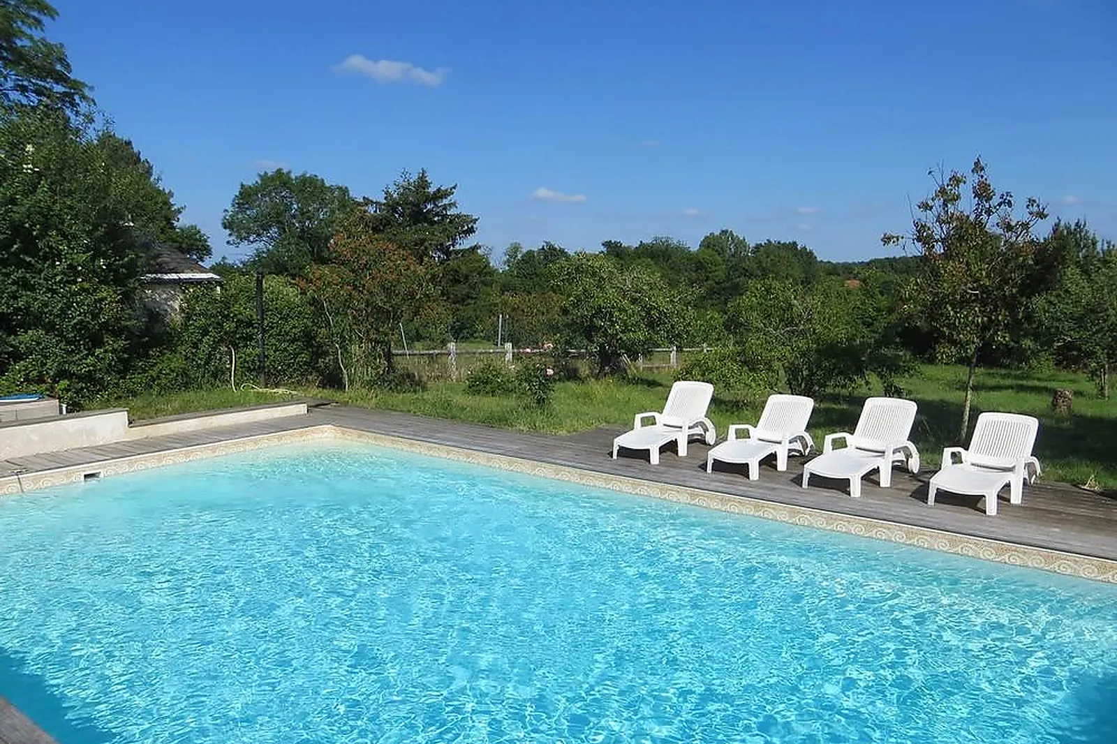 Lieux événementiels, LES FONTENEILLES