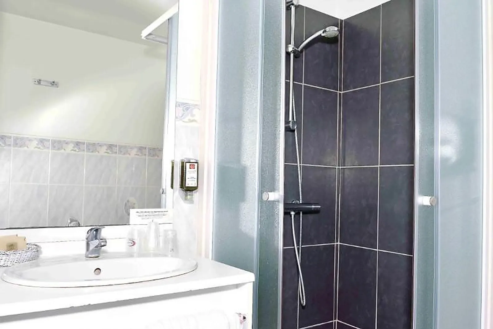 Lieux événementiels, LES FRANGINS SAINT-OMER