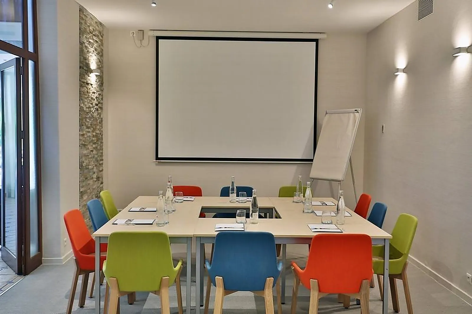 Lieux événementiels, LES FRÈRES IBARBOURE