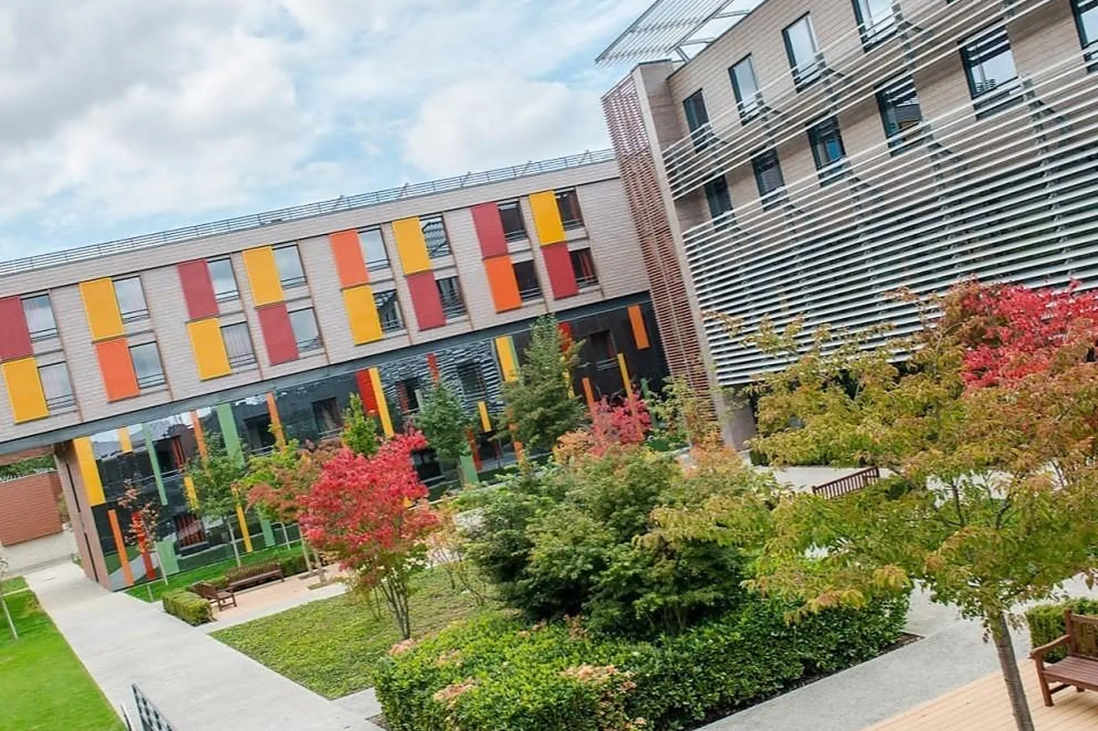 Lieux événementiels, LES GÂTINES