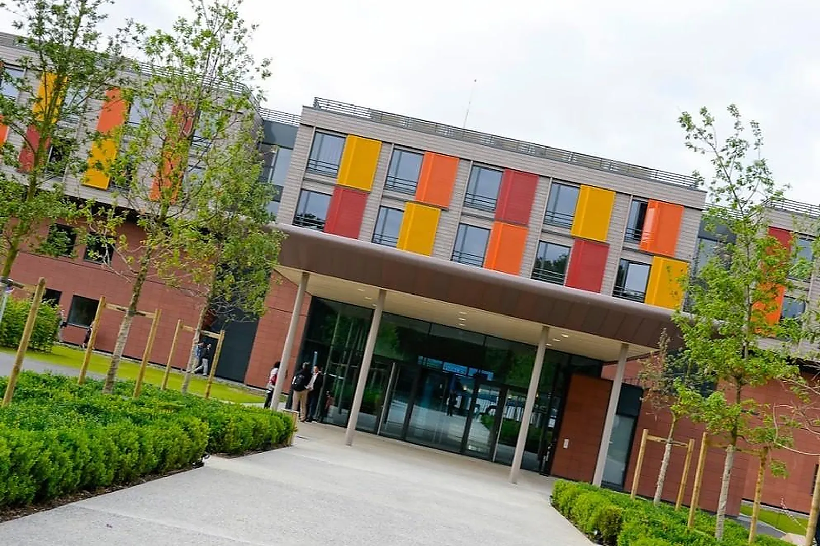 Lieux événementiels, LES GÂTINES