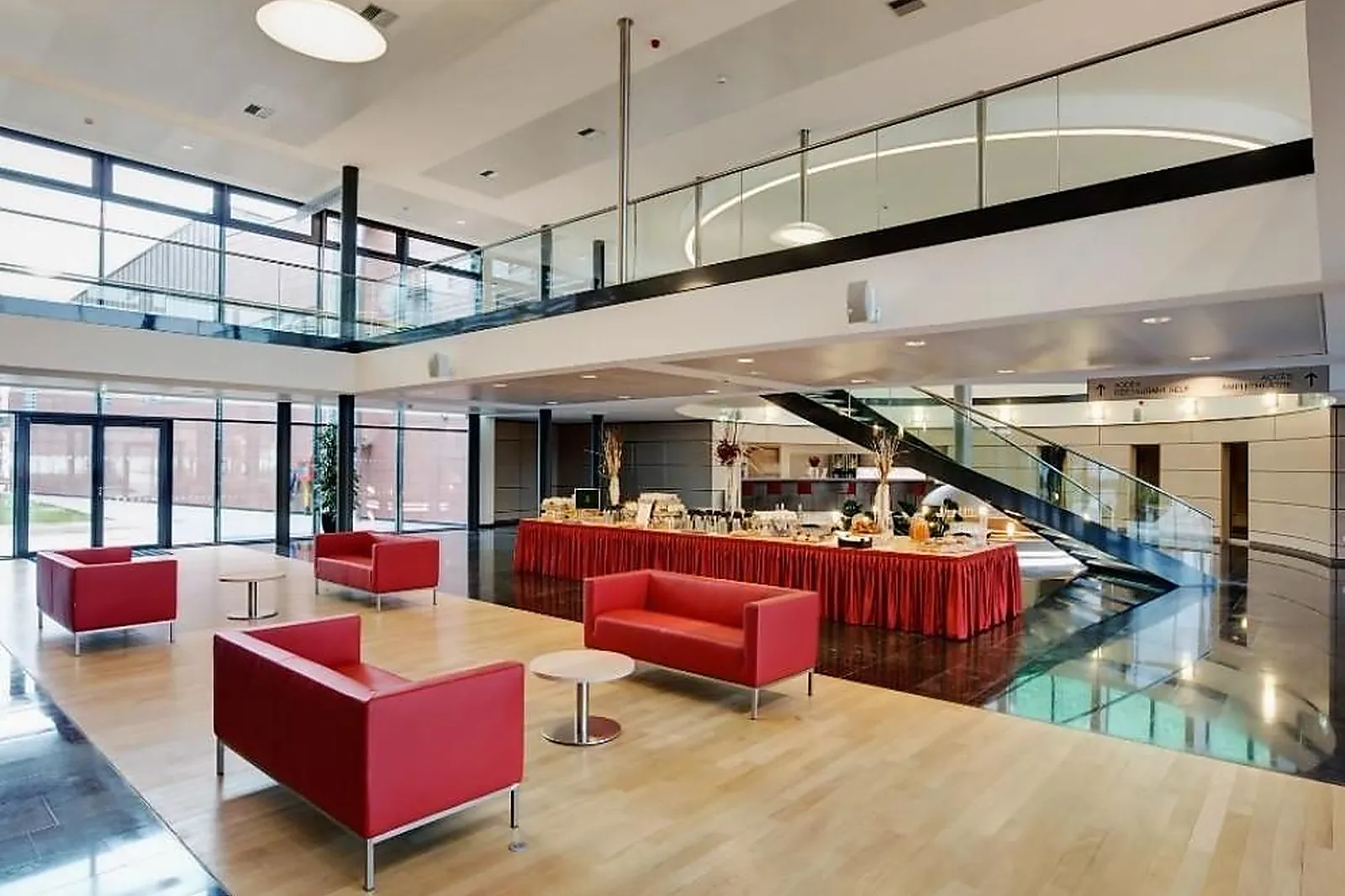 Lieux événementiels, LES GÂTINES