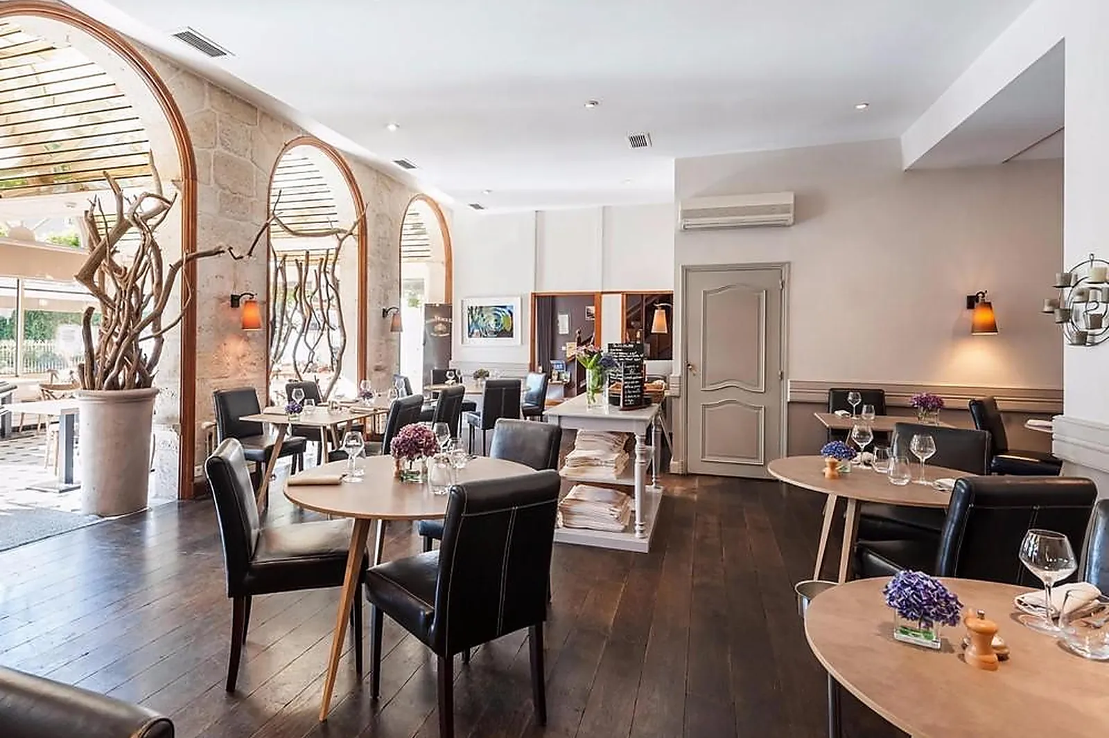 Lieux événementiels, LES GLYCINES