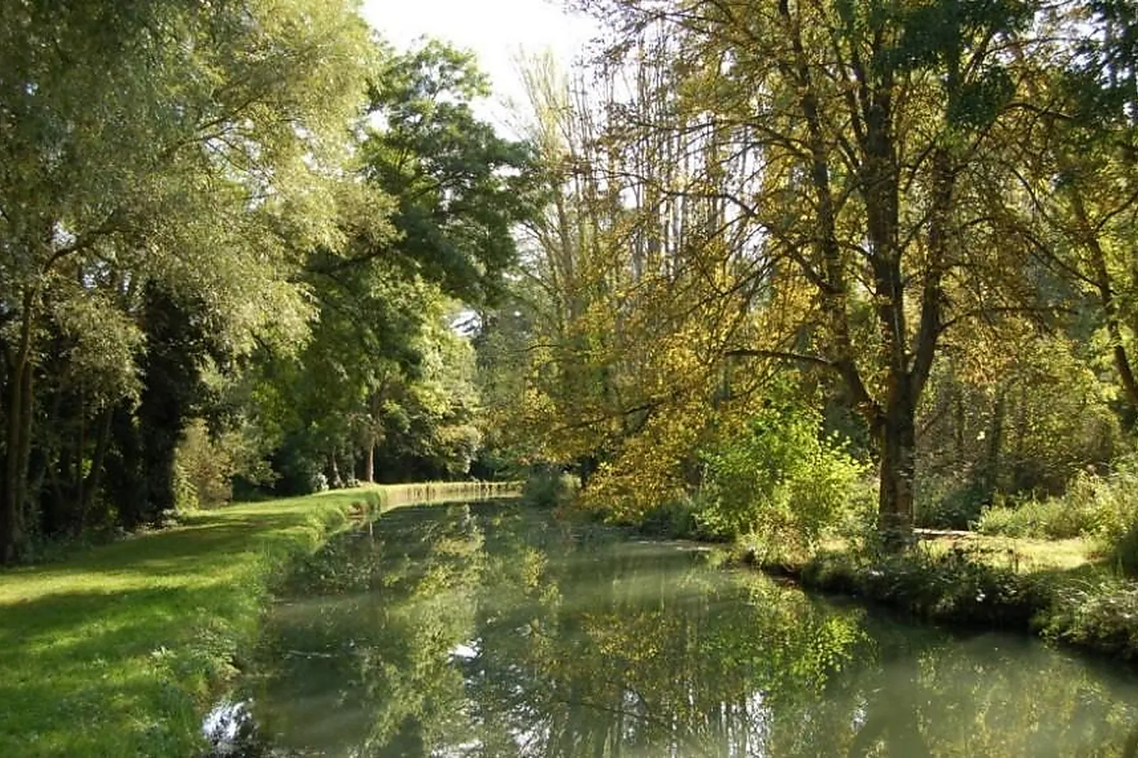Lieux événementiels, LES GRANDS MOULINS