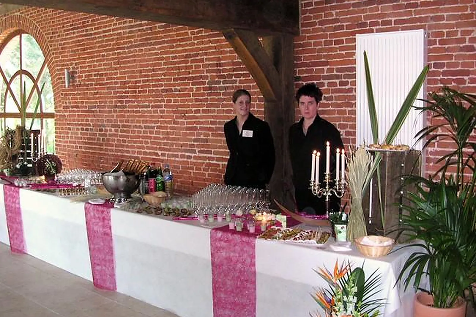 Lieux événementiels, LES GRANGES DE BOSC-GRIMONT