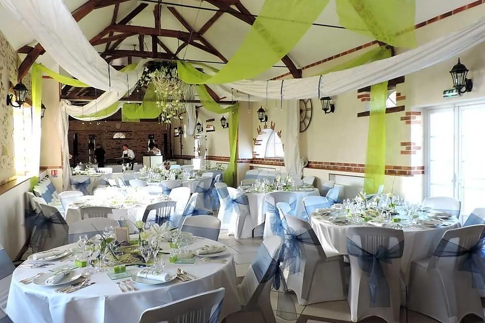 Lieux événementiels, LES GRANGES DE LA FESTOYRIE