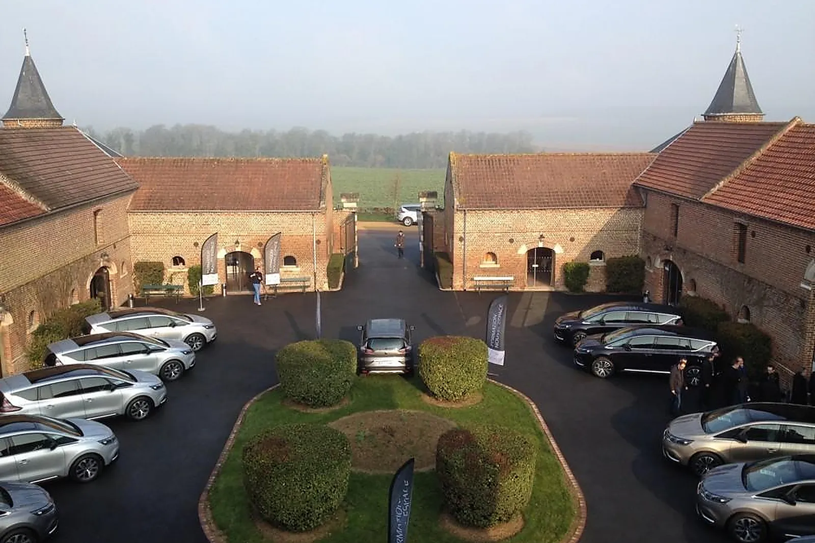 Lieux événementiels, LES GRANGES DU BEL AIR