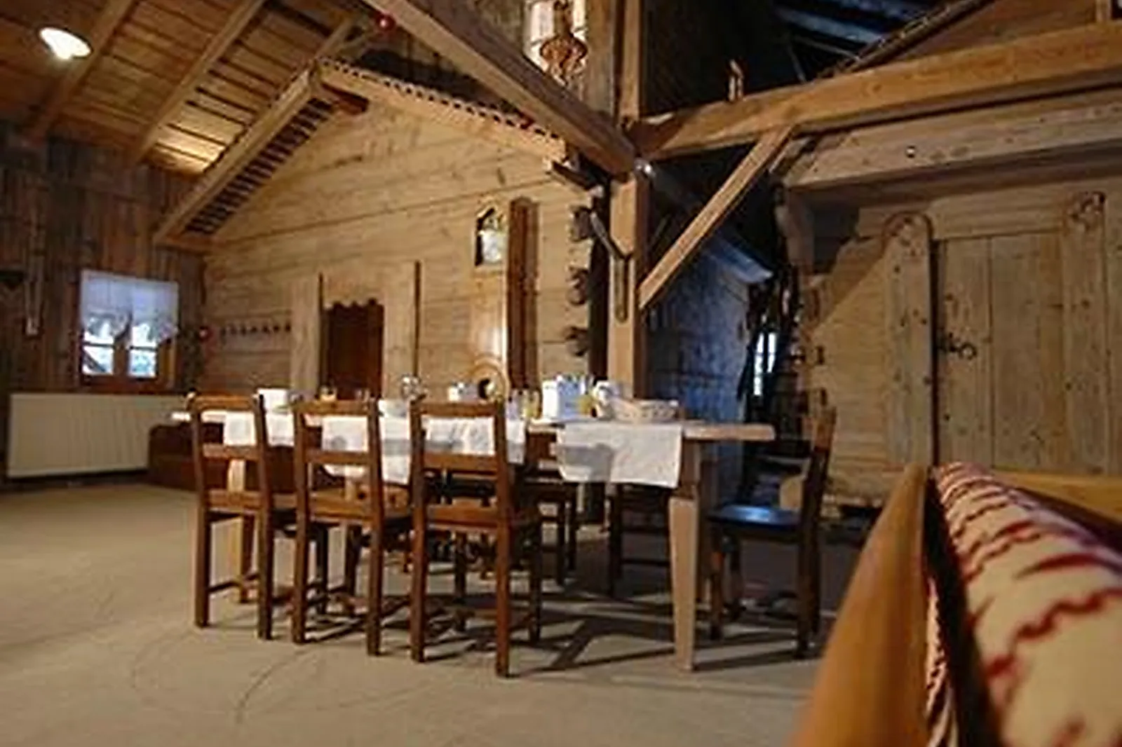 Lieux événementiels, LES GRENIERS DU MEIX LAGOR