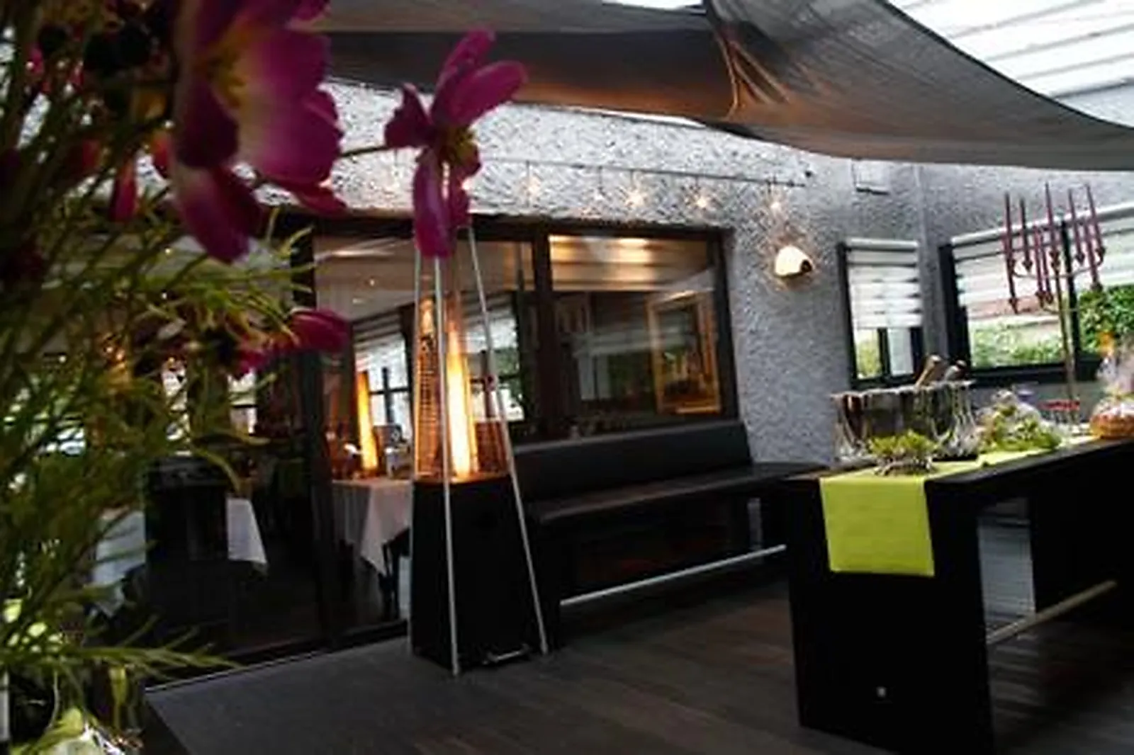 Lieux événementiels, LES GRILLONS