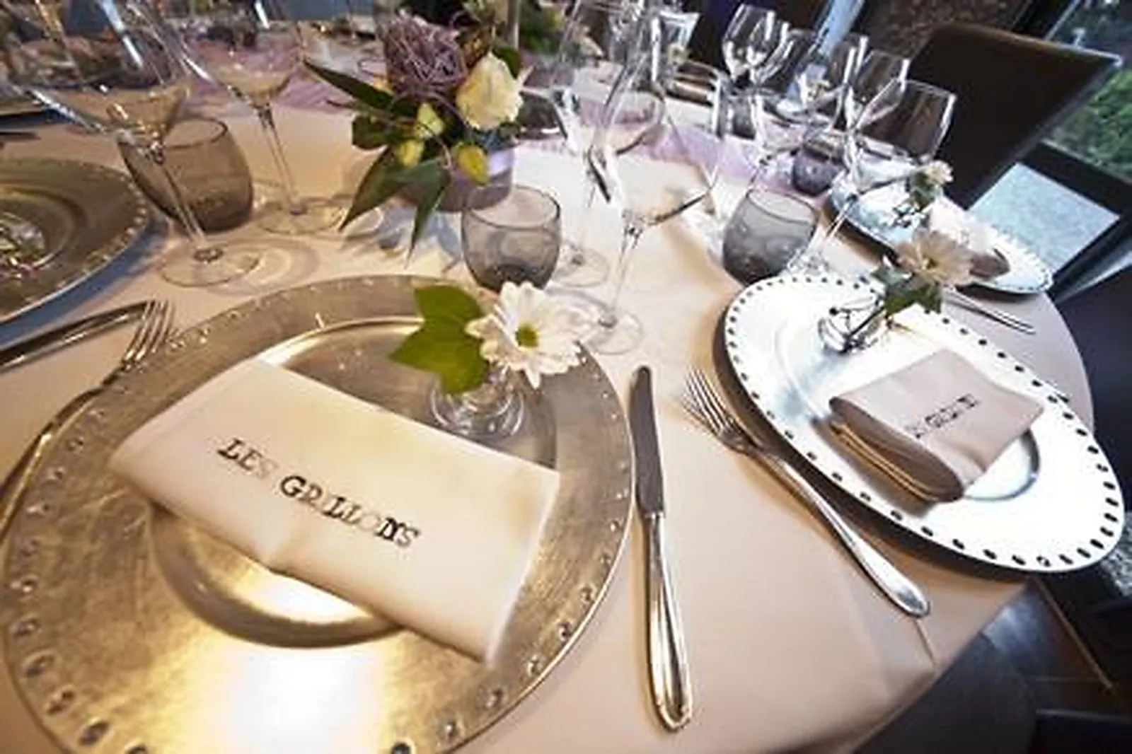 Lieux événementiels, LES GRILLONS