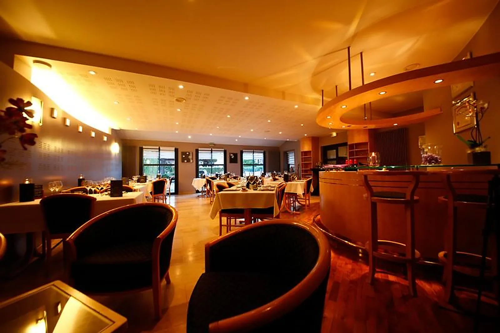 Lieux événementiels, LES GRILLONS