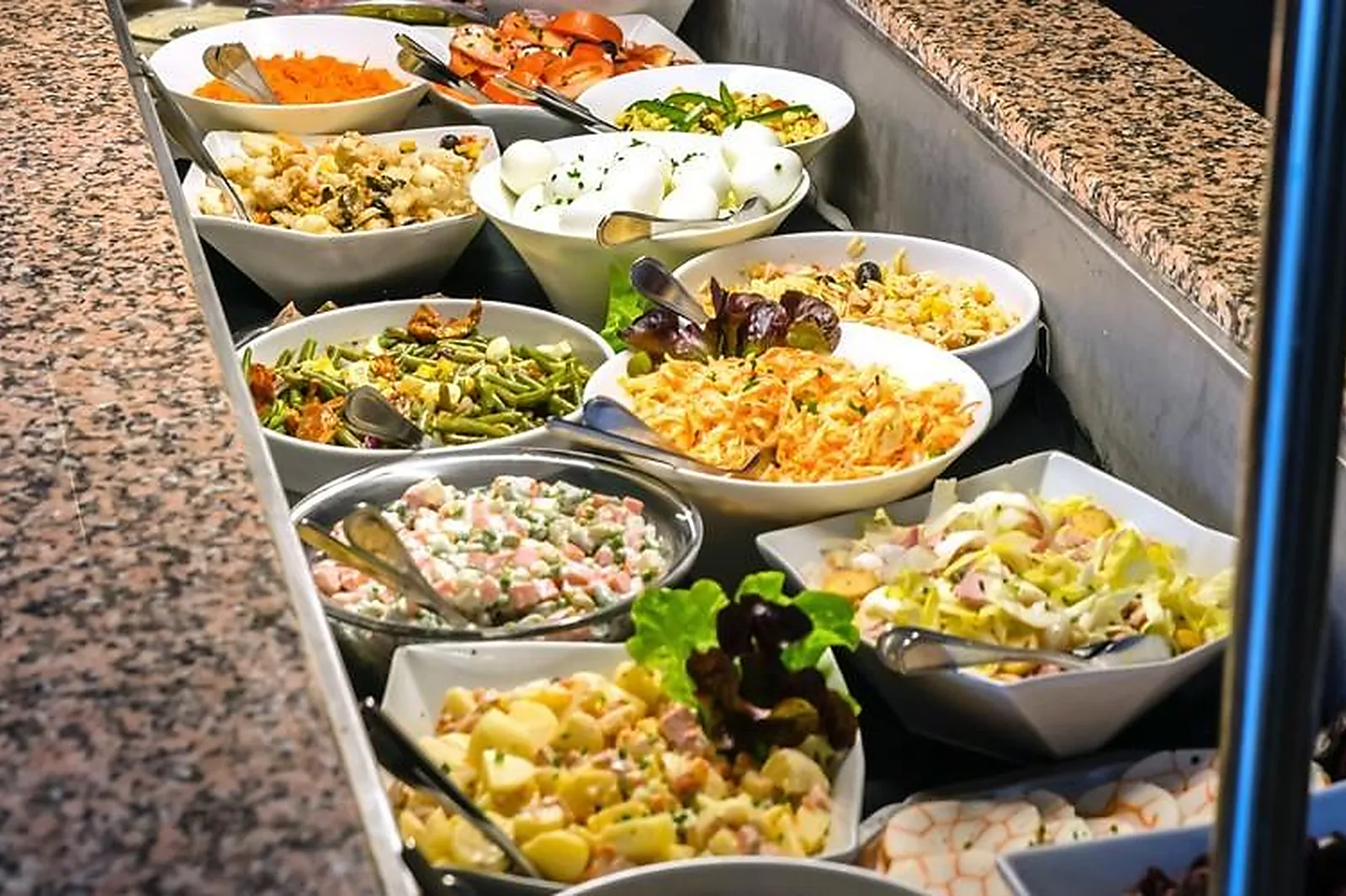 Lieux événementiels, LES HALLES DE SAINT VULBAS