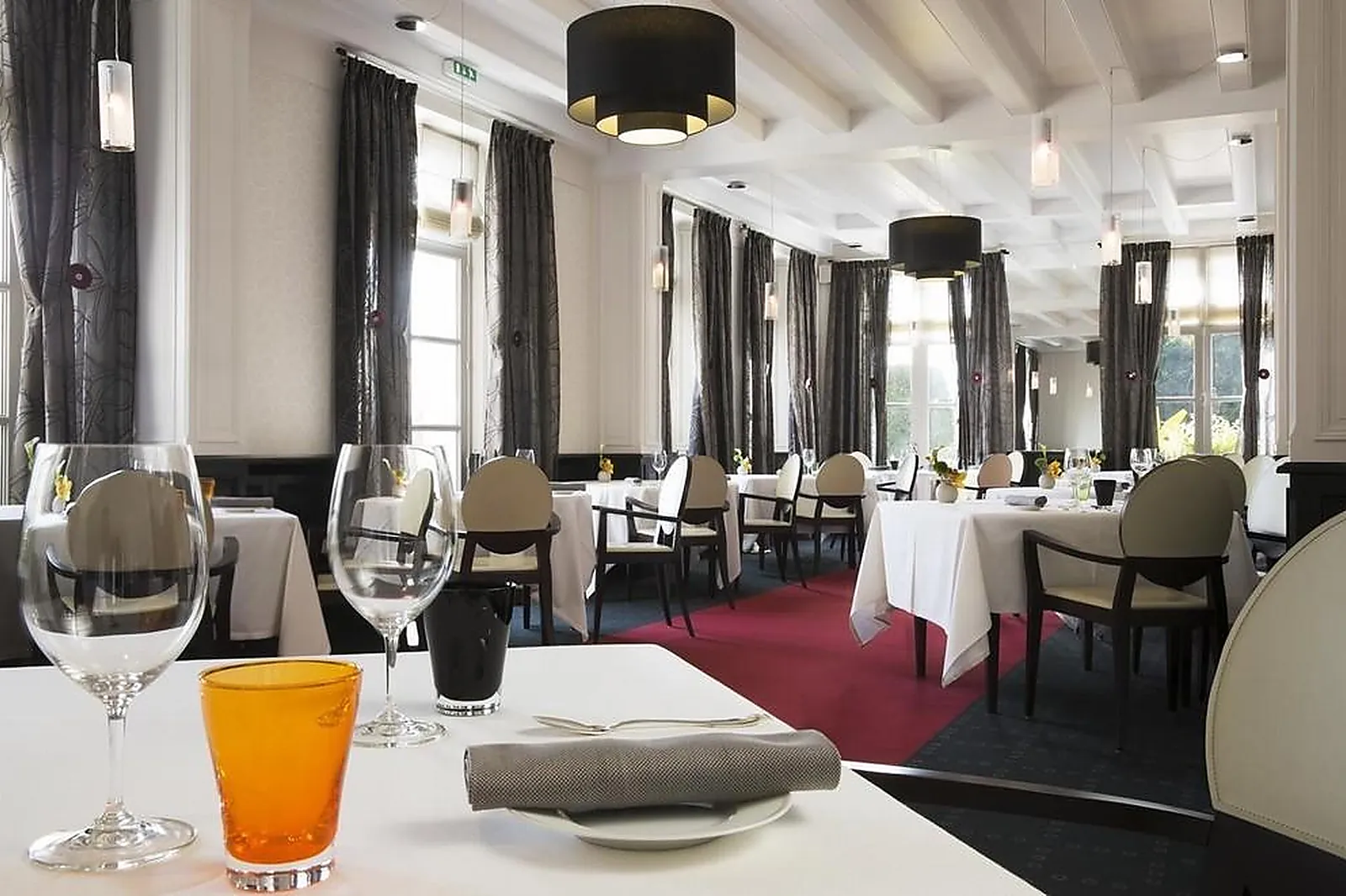 Lieux événementiels, LES HAUTES ROCHES