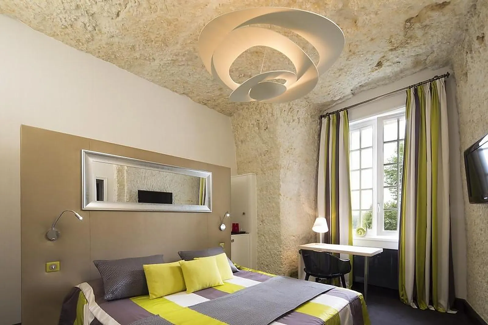 Lieux événementiels, LES HAUTES ROCHES