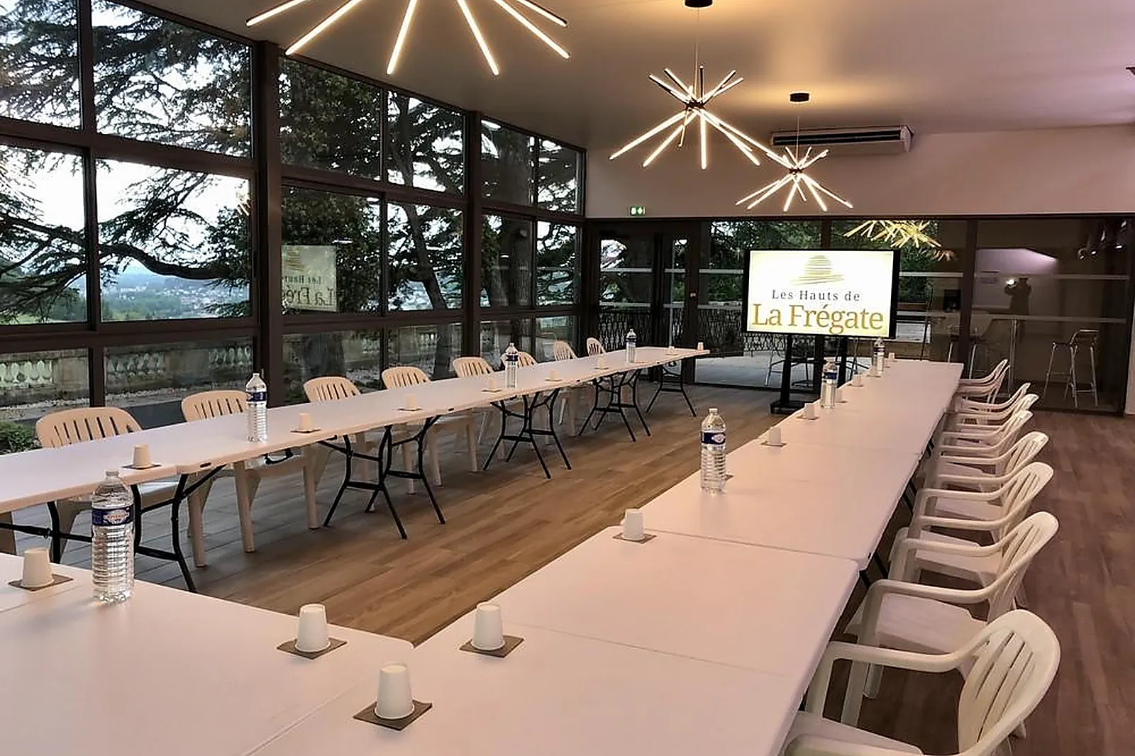 Lieux événementiels, LES HAUTS DE LA FRÉGATE