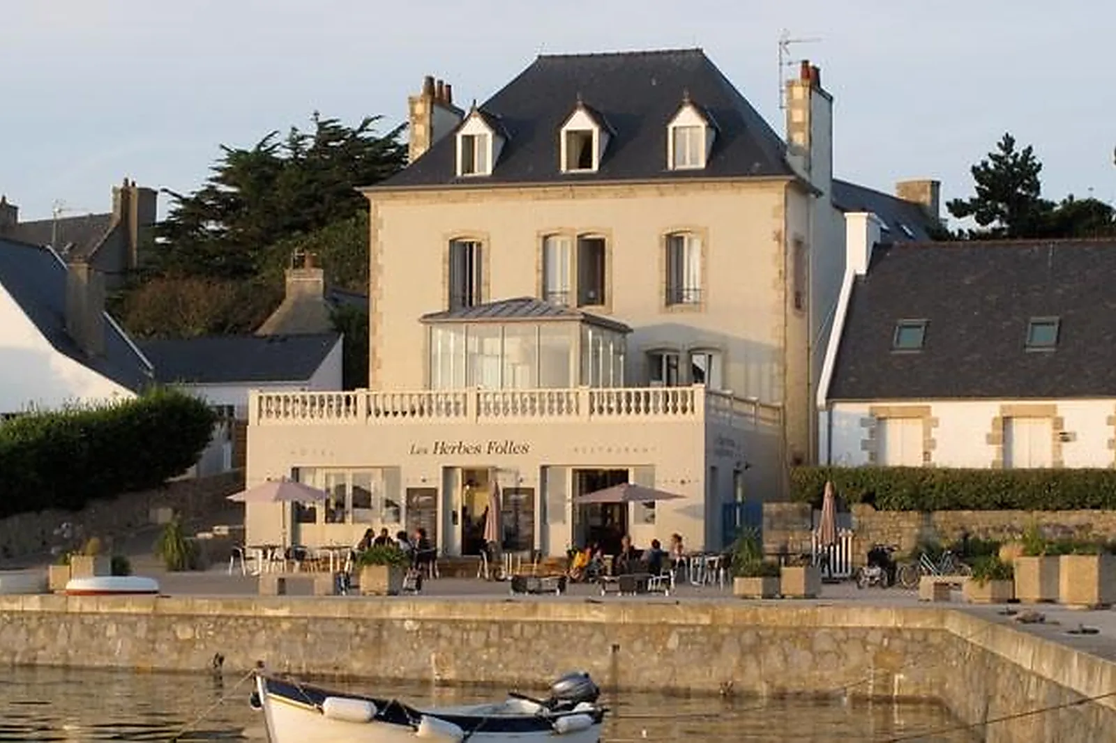 Lieux événementiels, LES HERBES FOLLES ÎLE-DE-BATZ