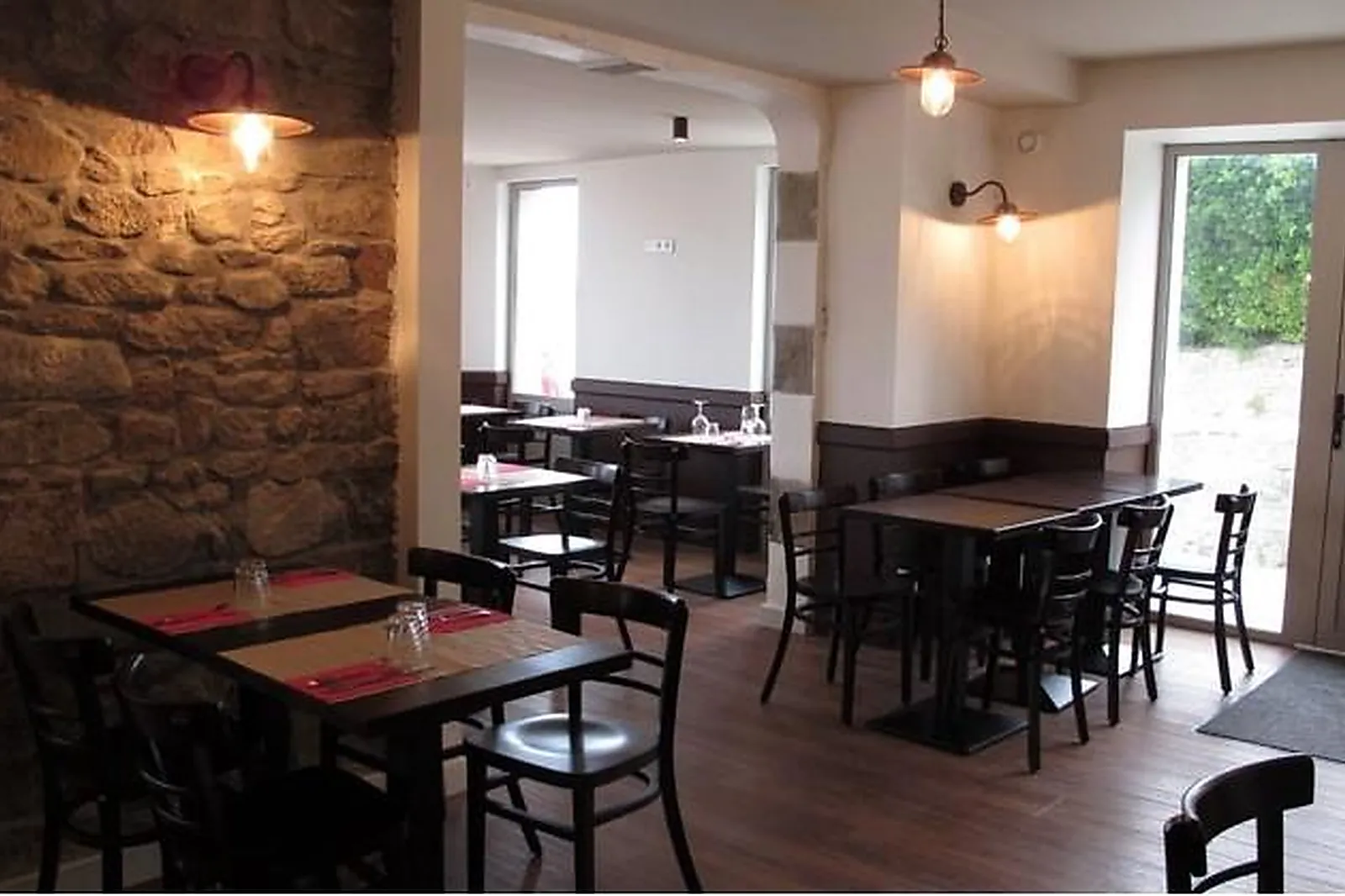 Lieux événementiels, LES HERBES FOLLES ÎLE-DE-BATZ