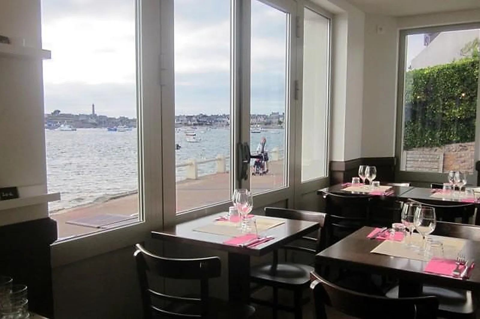 Lieux événementiels, LES HERBES FOLLES ÎLE-DE-BATZ