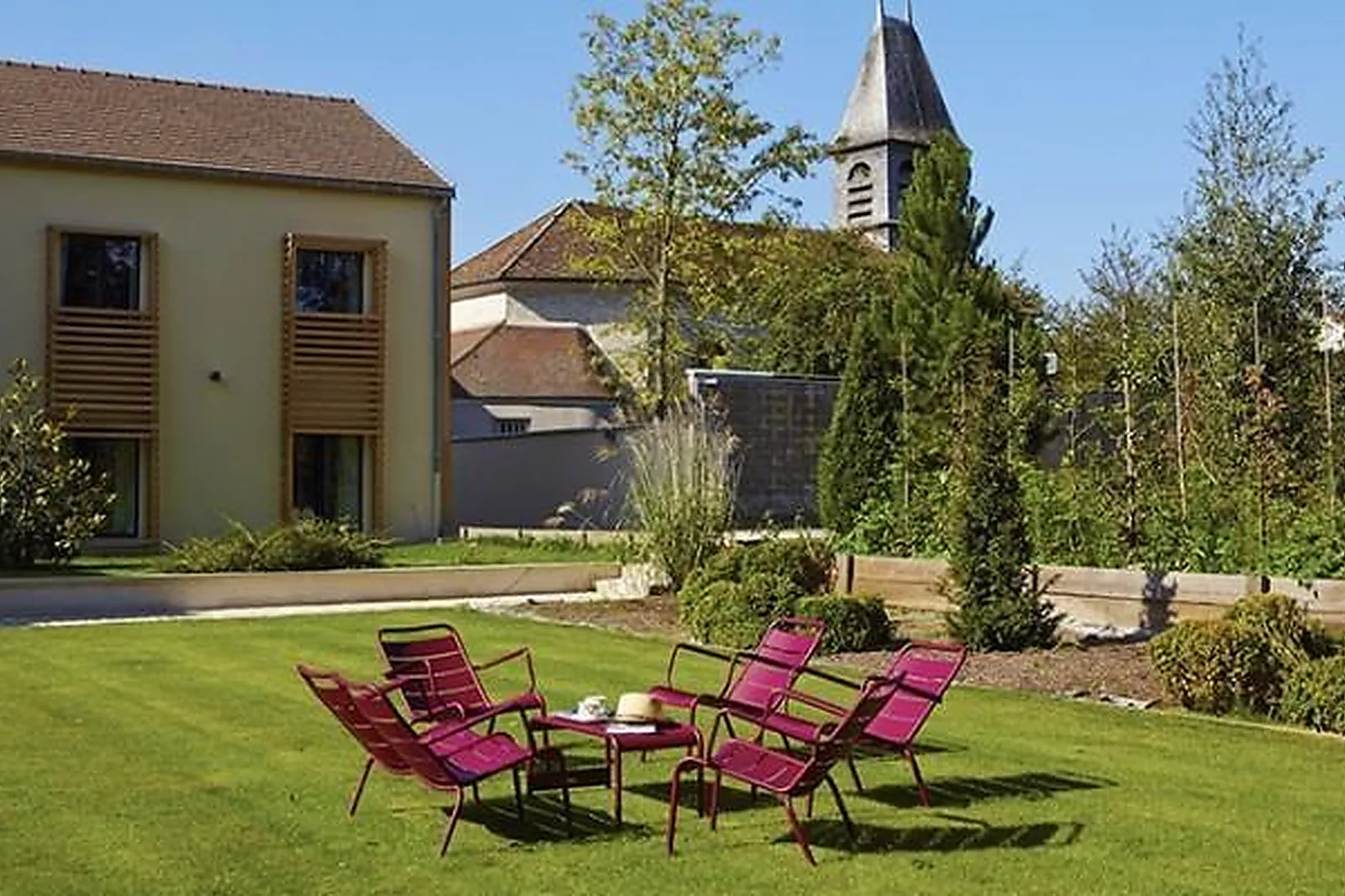 Lieux événementiels, LES HERBES FOLLES MAUREGARD