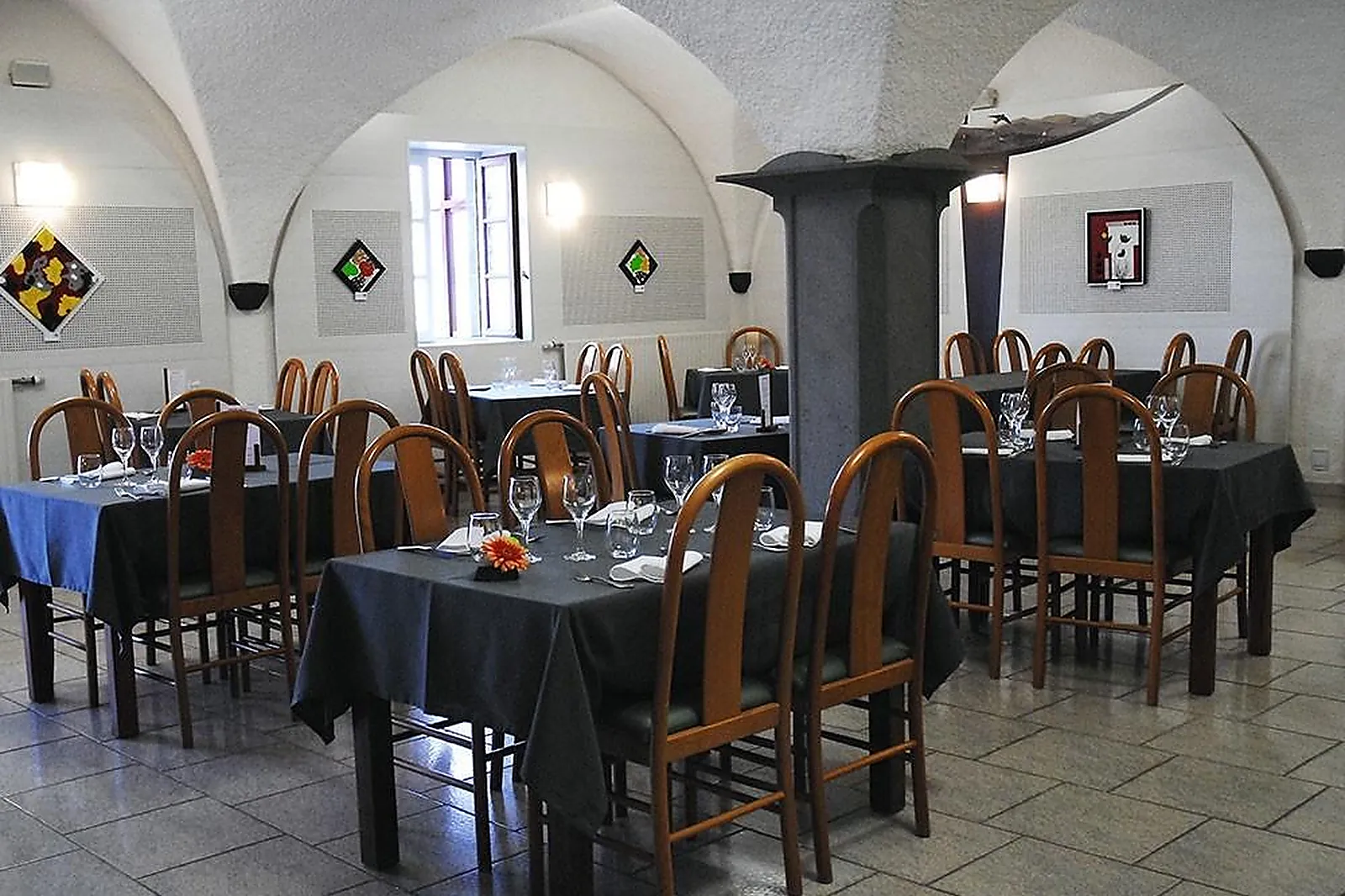 Lieux événementiels, LES HIRONDELLES