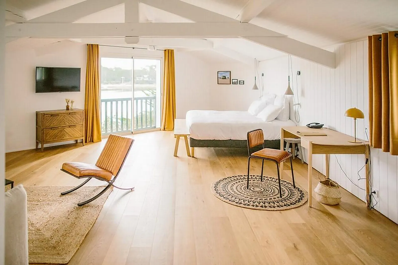 Lieux événementiels, LES HORTENSIAS DU LAC