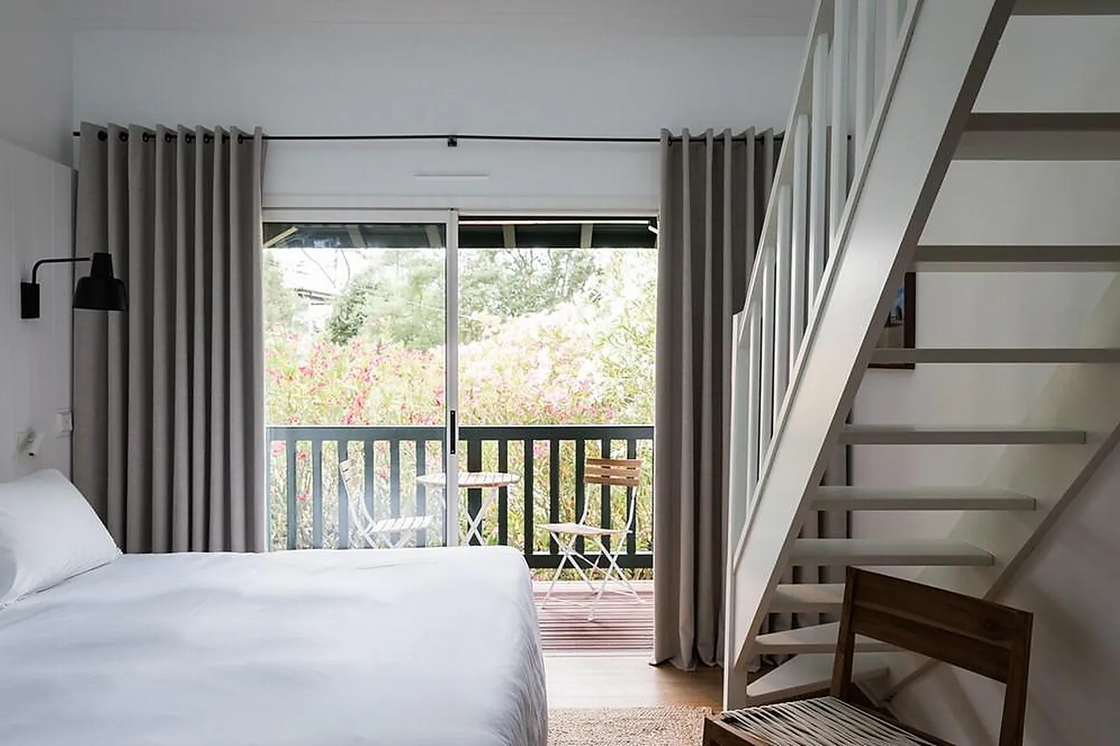 Lieux événementiels, LES HORTENSIAS DU LAC