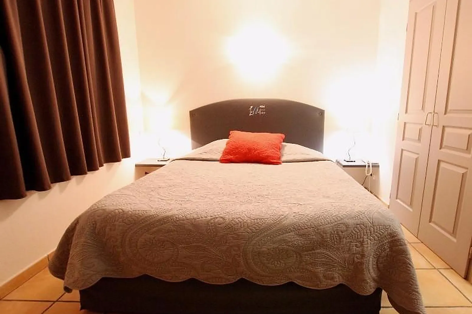 Lieux événementiels, LES II MAS