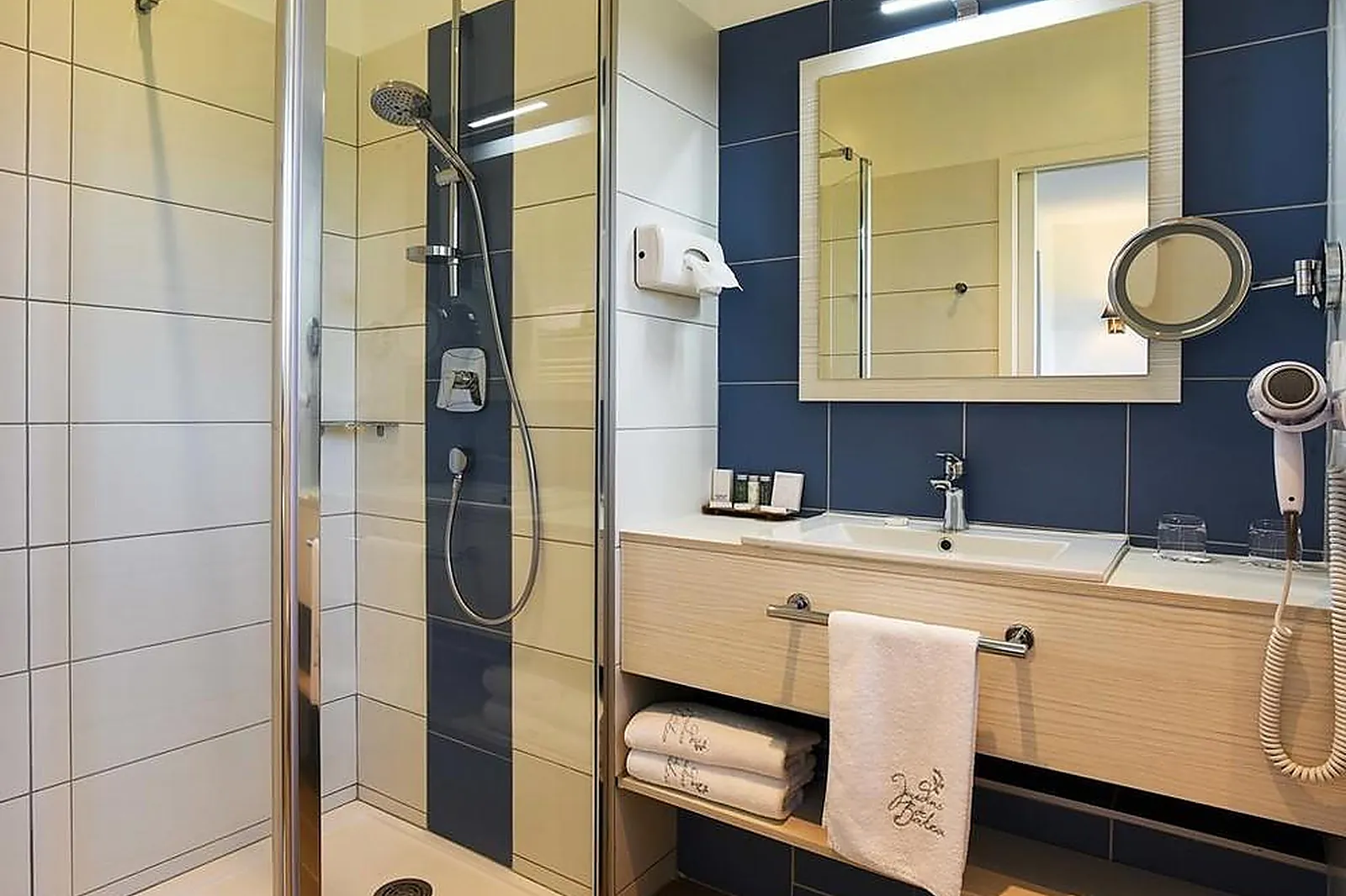 Lieux événementiels, LES JARDINS DE BAKEA